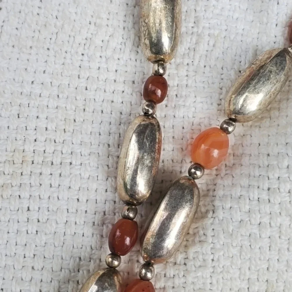 Vintage  Liquid Silver & Carneloan Double strand necklace‎
